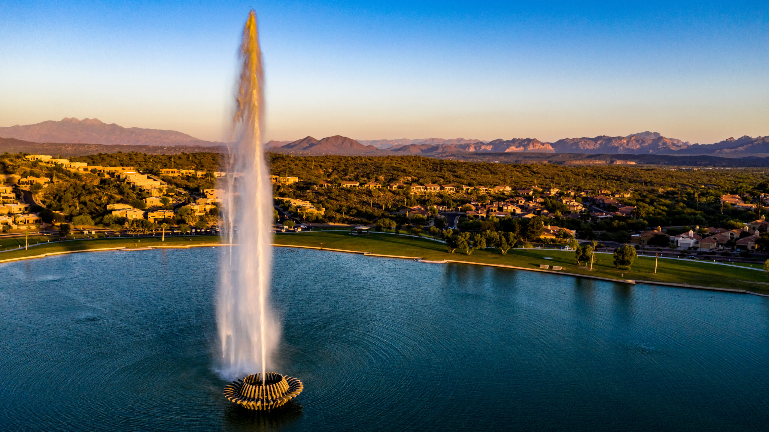 Aerial,,Drone,,View,Of,The,Fountain,Hills,Park,Fountain,In